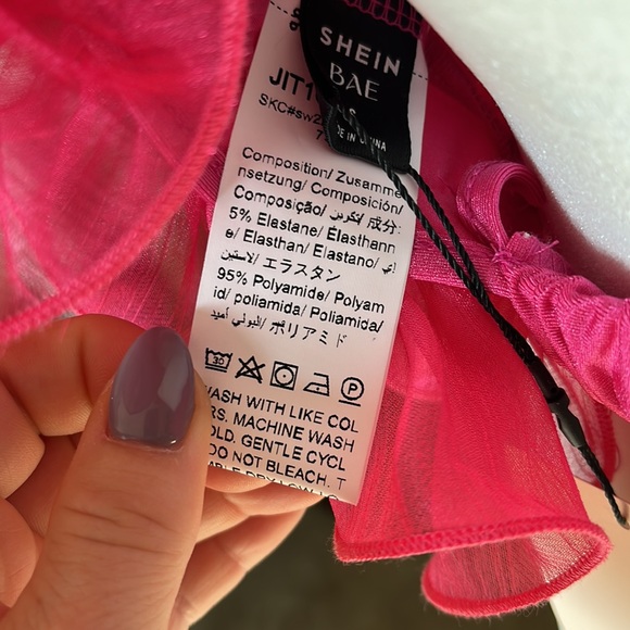 Nwt- pink satin backless top - Picture 11 of 11